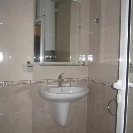 Aqua Dreams Studio 2*